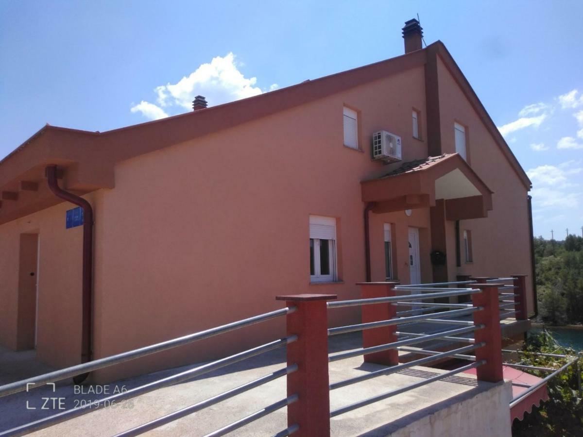 Tereza Apartment Obrovac Exterior photo